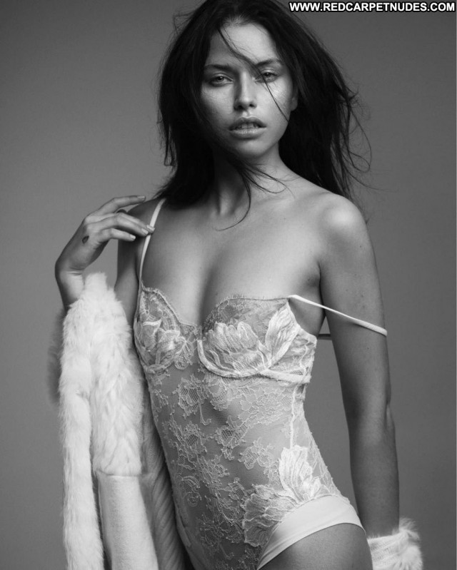 Amelie Lamarche No Source Beautiful Sexy Beautiful Celebrity Model Amelie Lamarche No Source Beautiful Sexy Beautiful Celebrity Model