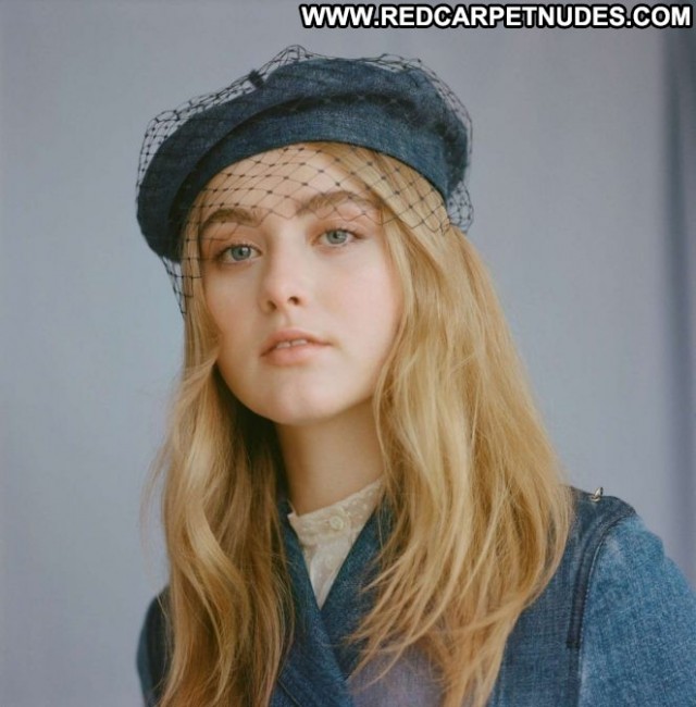 Kathryn Newton No Source Uk Celebrity Magazine Babe Paparazzi