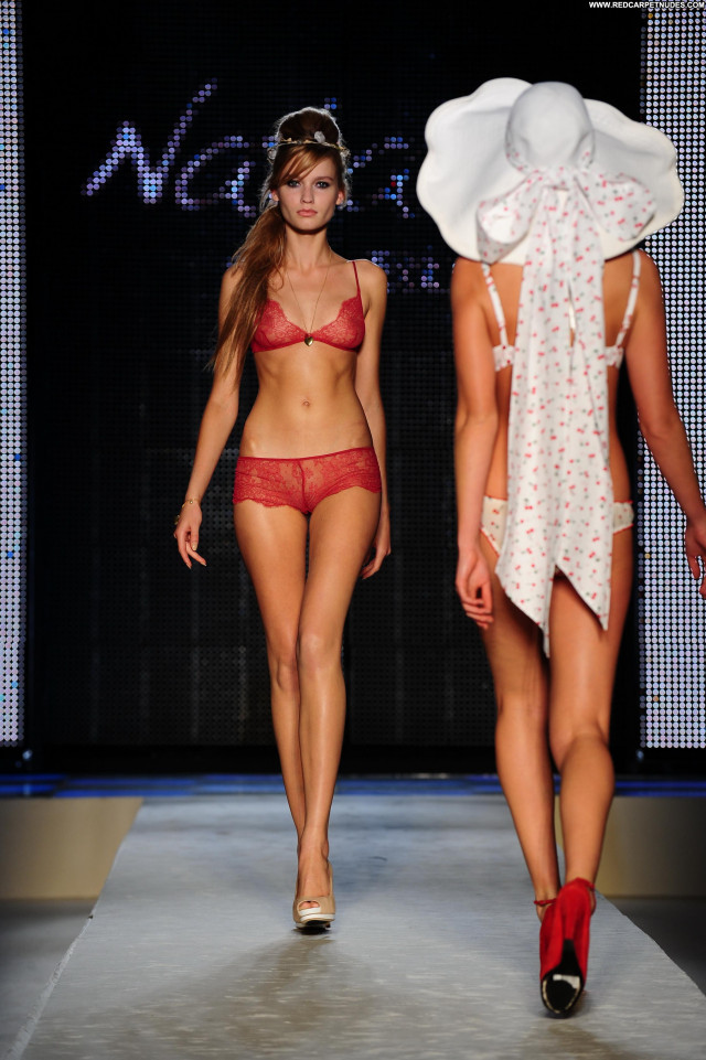 Laura Blokhina Etams S      Fashion Show Posing Hot Celebrity Nude