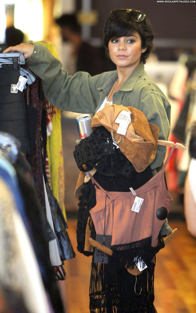 Vanessa Hudgens Studio City Sister Shopping High Resolution