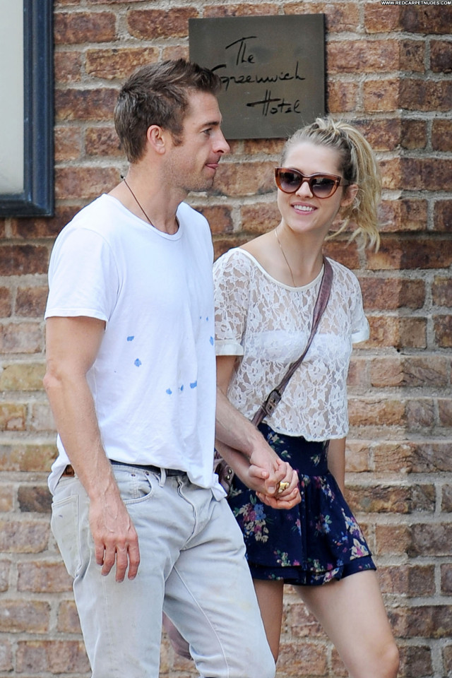 Teresa Palmer New York Boyfriend Posing Hot Beautiful New York