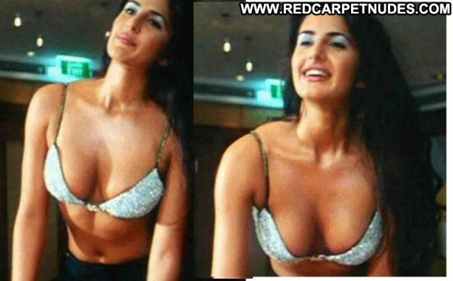Katrina Kaif Cleavage Posing Hot Celebrity Babe Beautiful Nude Doll