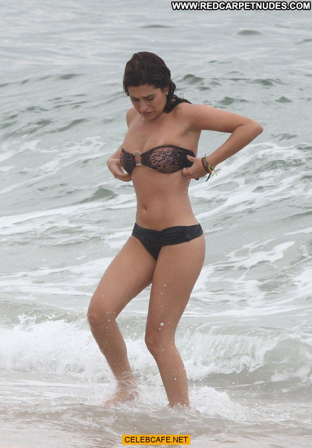 Fernanda Paes Leme The Beach Babe Boobs Big Tits Beautiful Beach