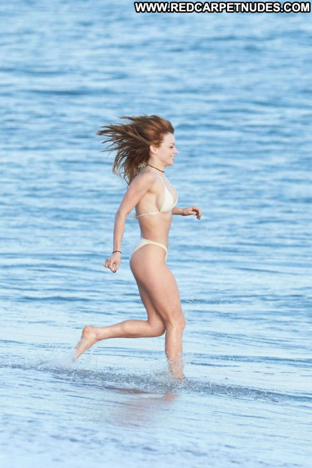 Francesca Eastwood The Beach In Malibu Babe Posing Hot Mali Celebrity