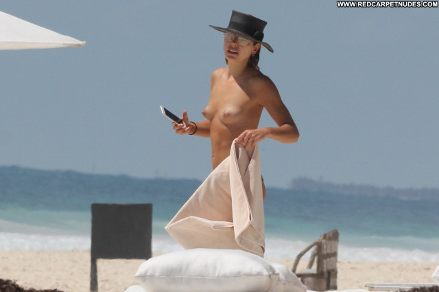 Michelle Hunziker Topless Photoshoot Model Sister Yoga Candid Swiss