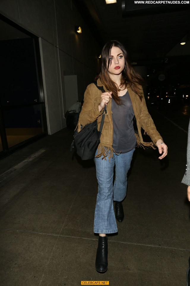 Frances Bean Cobain Lax Airport  Babe Celebrity See Through Posing