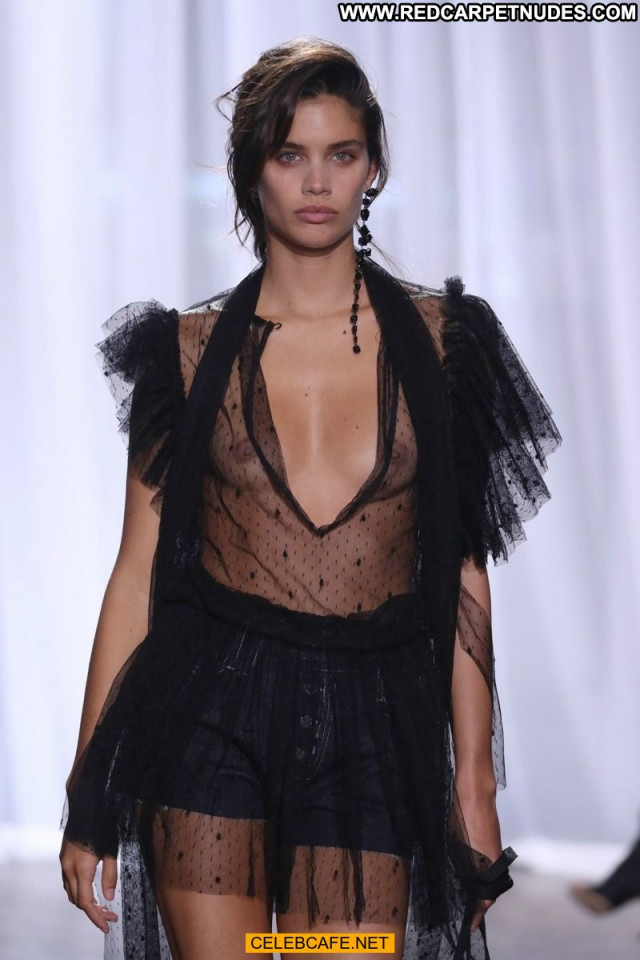 Sara Sampaio No Source  See Through Black Celebrity Posing Hot Babe