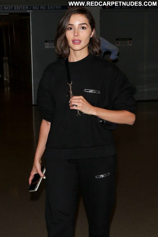 Olivia Culp Lax Airport Celebrity Babe Beautiful Posing Hot Black Lax