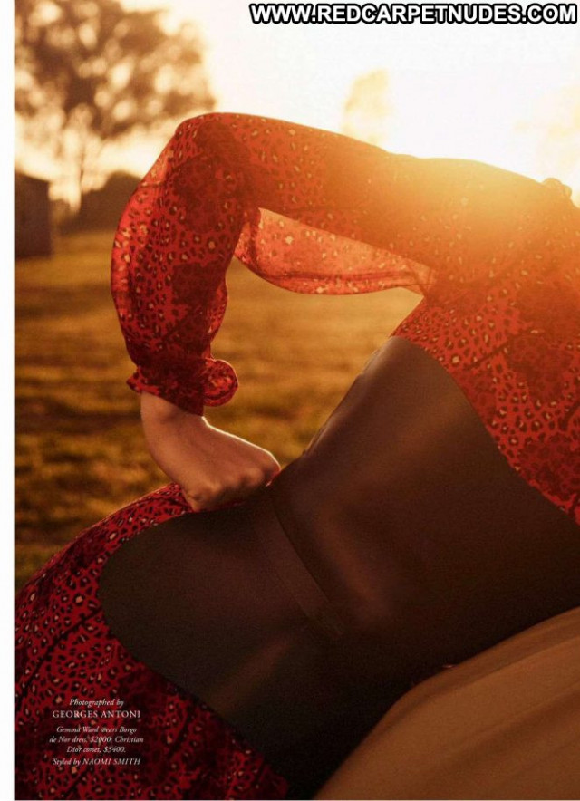 Gemma Ward No Source Australia Paparazzi Celebrity Beautiful Posing
