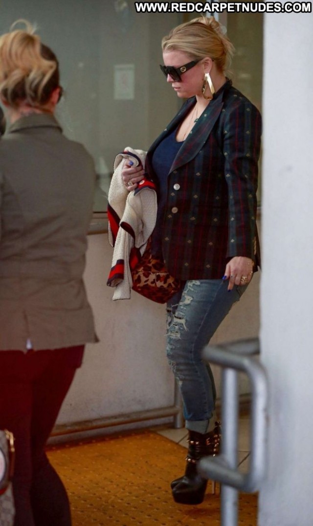 Jessica Simpson Beverly Hills Babe Posing Hot Beautiful Paparazzi