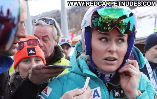 Lindsey Vonn No Source Paparazzi Celebrity Austria Posing Hot