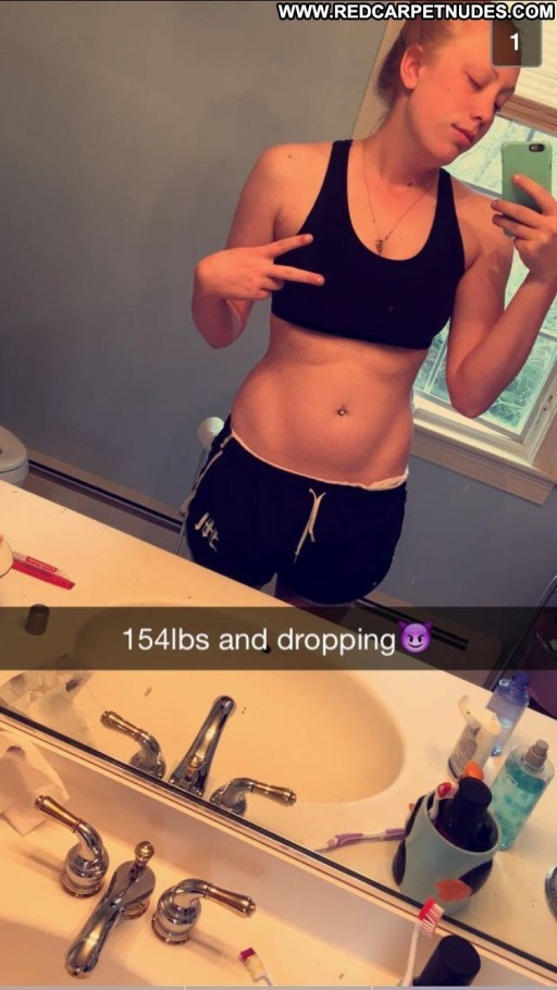 Gabby Schilling Beautiful Celebrity Straight Posing Hot Babe Actress