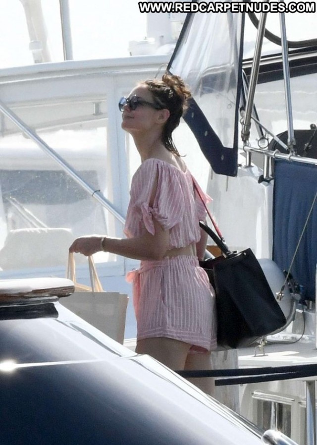 Katie Holmes No Source Yacht Paparazzi Posing Hot Bikini Babe