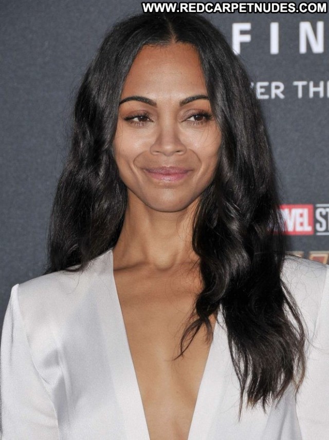 Zoe Saldana Los Angeles Celebrity Angel Posing Hot Babe Beautiful Los