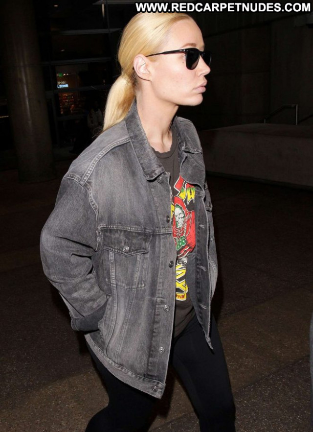 Iggy Azalea Lax Airport Posing Hot Celebrity Beautiful Paparazzi