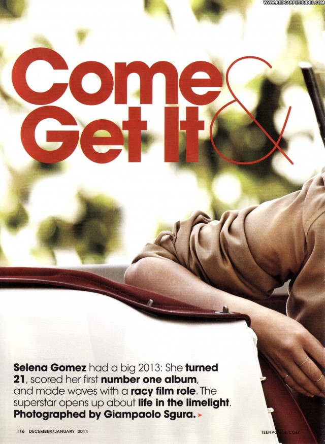 Selena Gomez Magazine Celebrity High Resolution Magazine Beautiful