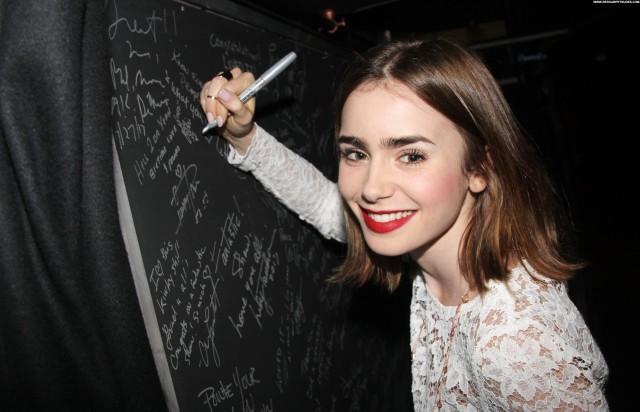 Lily Collins Backstage Babe Posing Hot Beautiful High Resolution