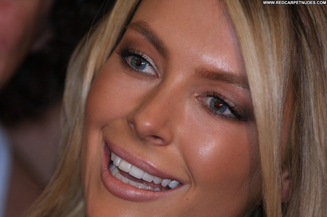 Jennifer Hawkins No Source  Beautiful Celebrity Posing Hot High