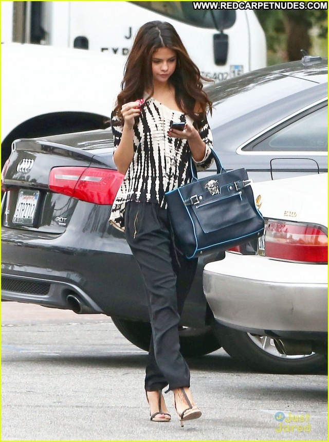 Selena Gomez No Source Babe Celebrity Beautiful High Resolution