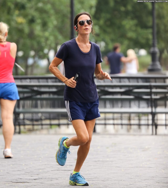 Jennifer Connelly New York Jogging Babe Beautiful New York Celebrity
