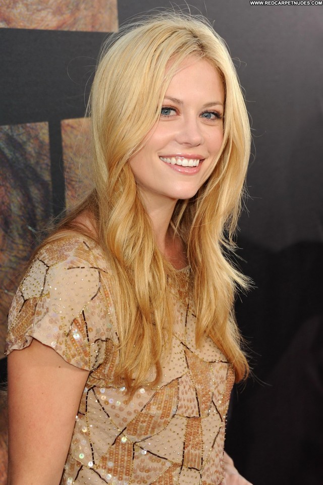 Claire Coffee No Source Celebrity High Resolution Babe Posing Hot