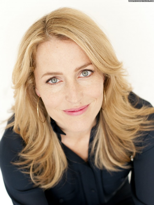 Gillian Anderson Beverly Hills Beautiful Summer High Resolution