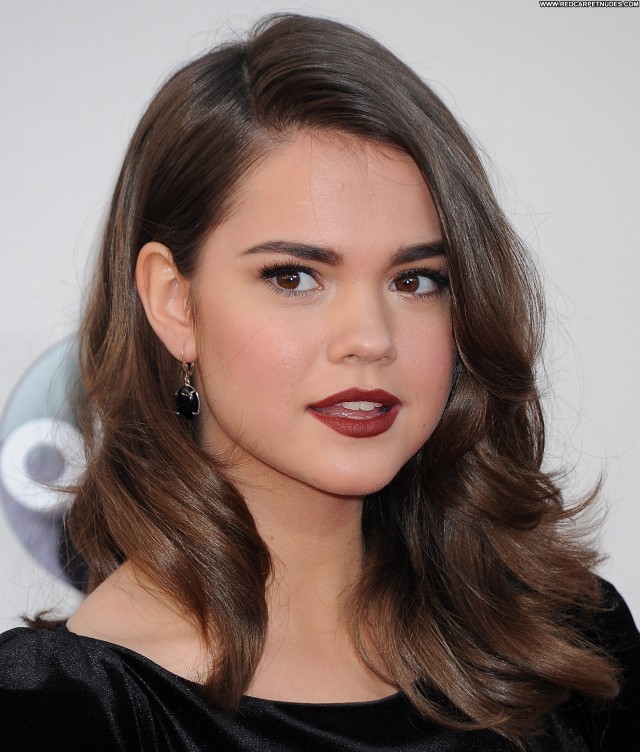 Maia Mitchell American Music Awards Beautiful High Resolution Babe