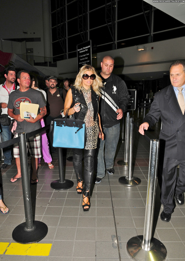 Fergie Lax Airport High Resolution Lax Airport Babe Celebrity