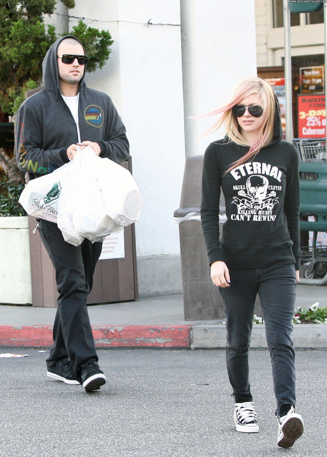 Avril Lavigne Beverly Hills High Resolution Celebrity Beautiful