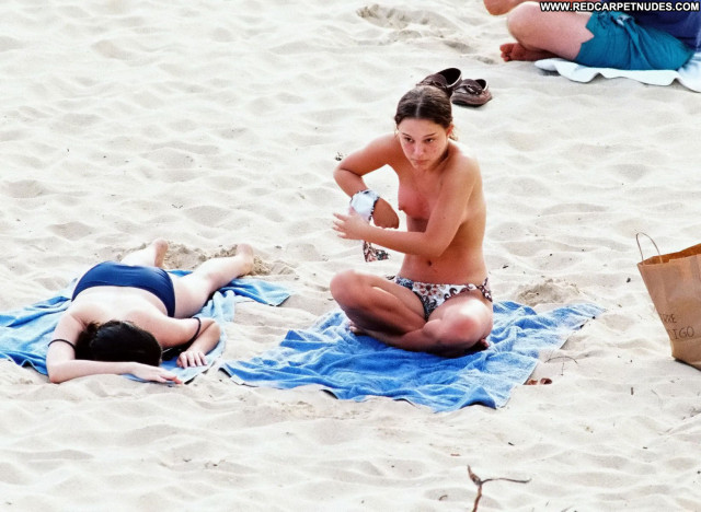 Natalie Portman No Source Babe Posing Hot Topless Beautiful Celebrity