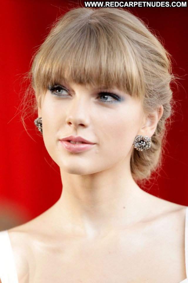 Taylor Swift No Source Usa Beautiful Babe Posing Hot Celebrity Awards