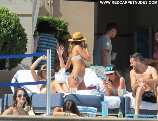 Jessica Alba Swimming Pool Usa Celebrity Bikini Posing Hot Swimming