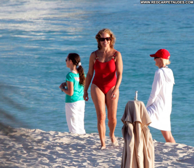 Katie Couric No Source  Celebrity Swimsuit Beautiful Posing Hot Babe